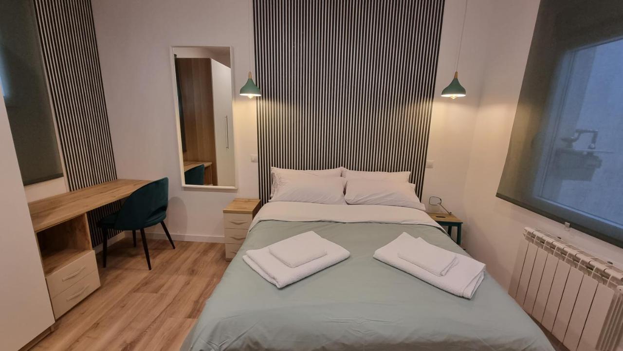 Apartamento En Pleno Centro Madrid Luaran gambar