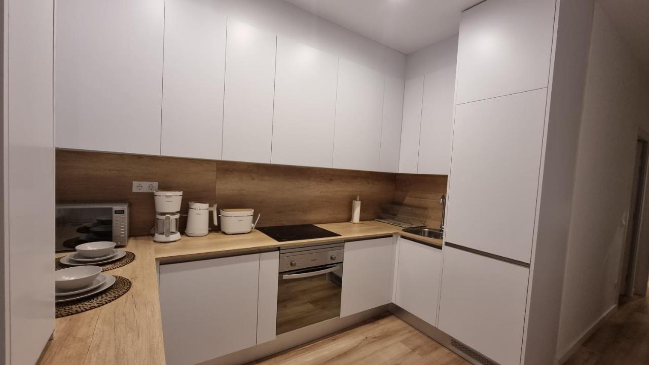 Apartamento En Pleno Centro Madrid Luaran gambar