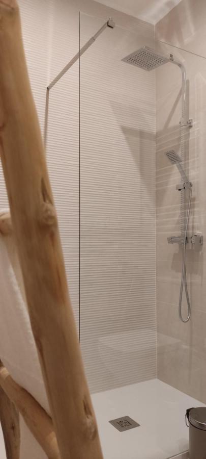 Apartamento En Pleno Centro Madrid Luaran gambar